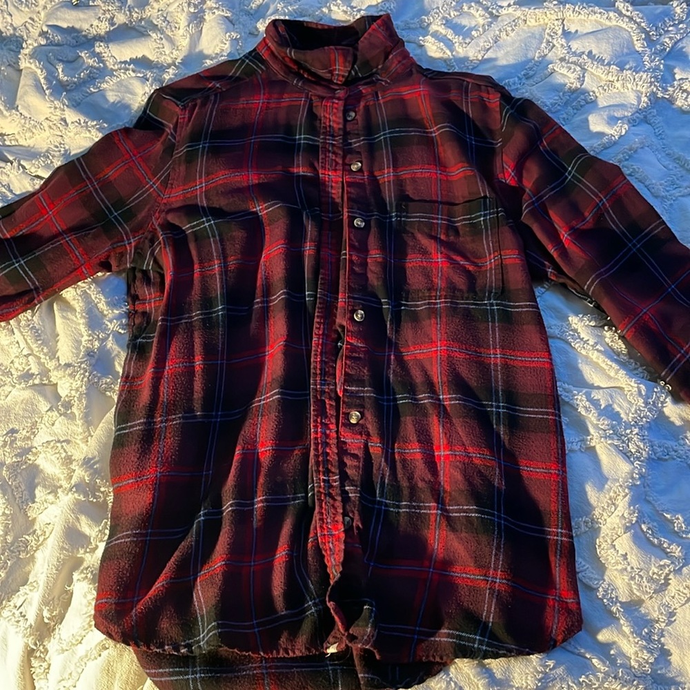 Long sleeved plain American eagle shirt